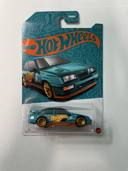 Hot Wheels 1/64 Pearl & Chrome ‘87 Ford Sierra Cosworth Teal & Gold - Damaged Card