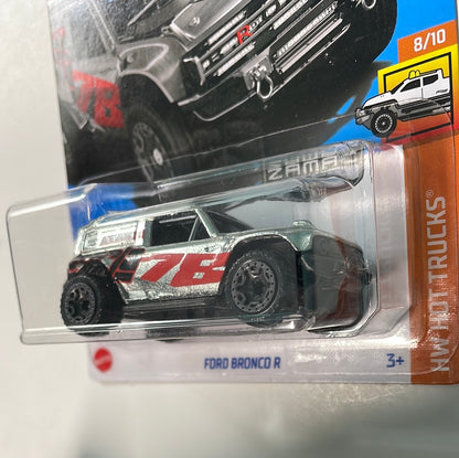Hot Wheels 1/64 Zamac Ford Bronco R - Damaged Box