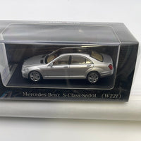 1/64 Motorhelix Mercedes-Benz S-Class S600L (W221) Silver