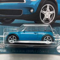 Matchbox 1/64 Mini Series 2010 Mini Cooper S Cabrio  Blue