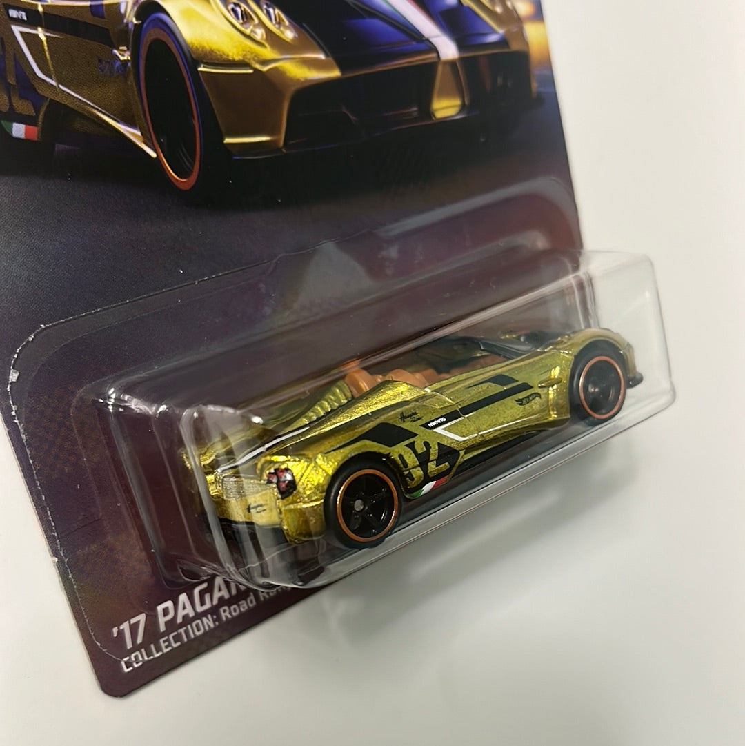 Hot Wheels NFT Garage Series 5 '17 Pagani Huayra Roadster Yellow