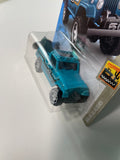 Hot Wheels 1/64 ‘67 Jeepster Commando Blue