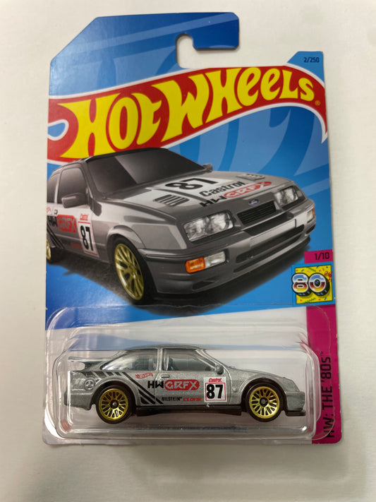 Hot Wheels 1/64 ‘87 Ford Sierra Cosworth Silver - Damaged Box