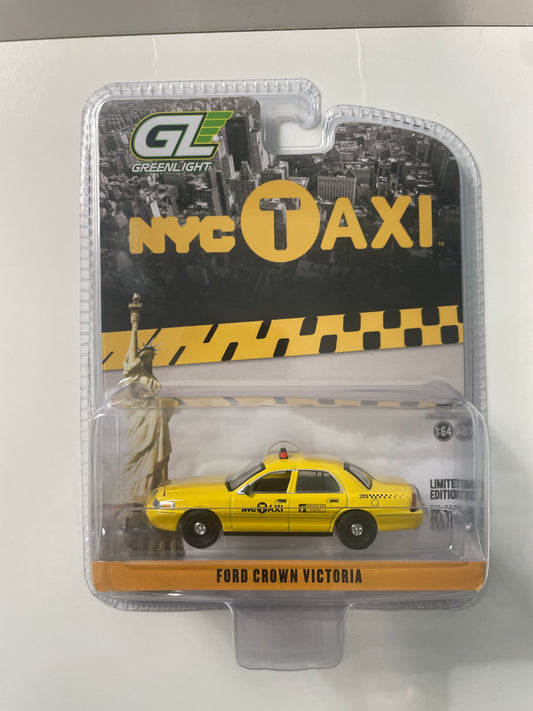 Greenlight 1/64 NYC Taxi Ford Crown Victoria Yellow