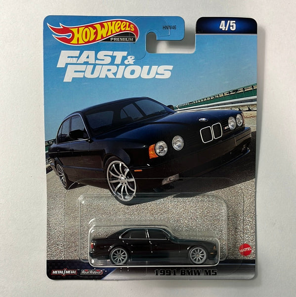 Hot Wheels 1/64 Fast & Furious 1991 BMW M5 Black - Damaged Card