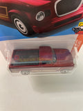 Hot Wheels 1/64 ‘63 Studebaker Champ Red