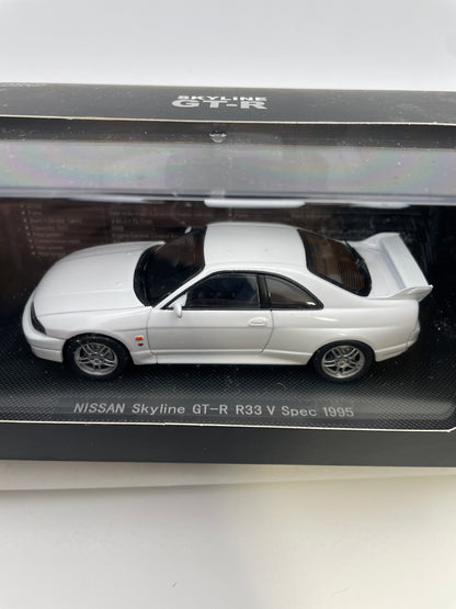 Ebbro 1/43 Nissan Skyline GT-R R33 V Spec 1995 White