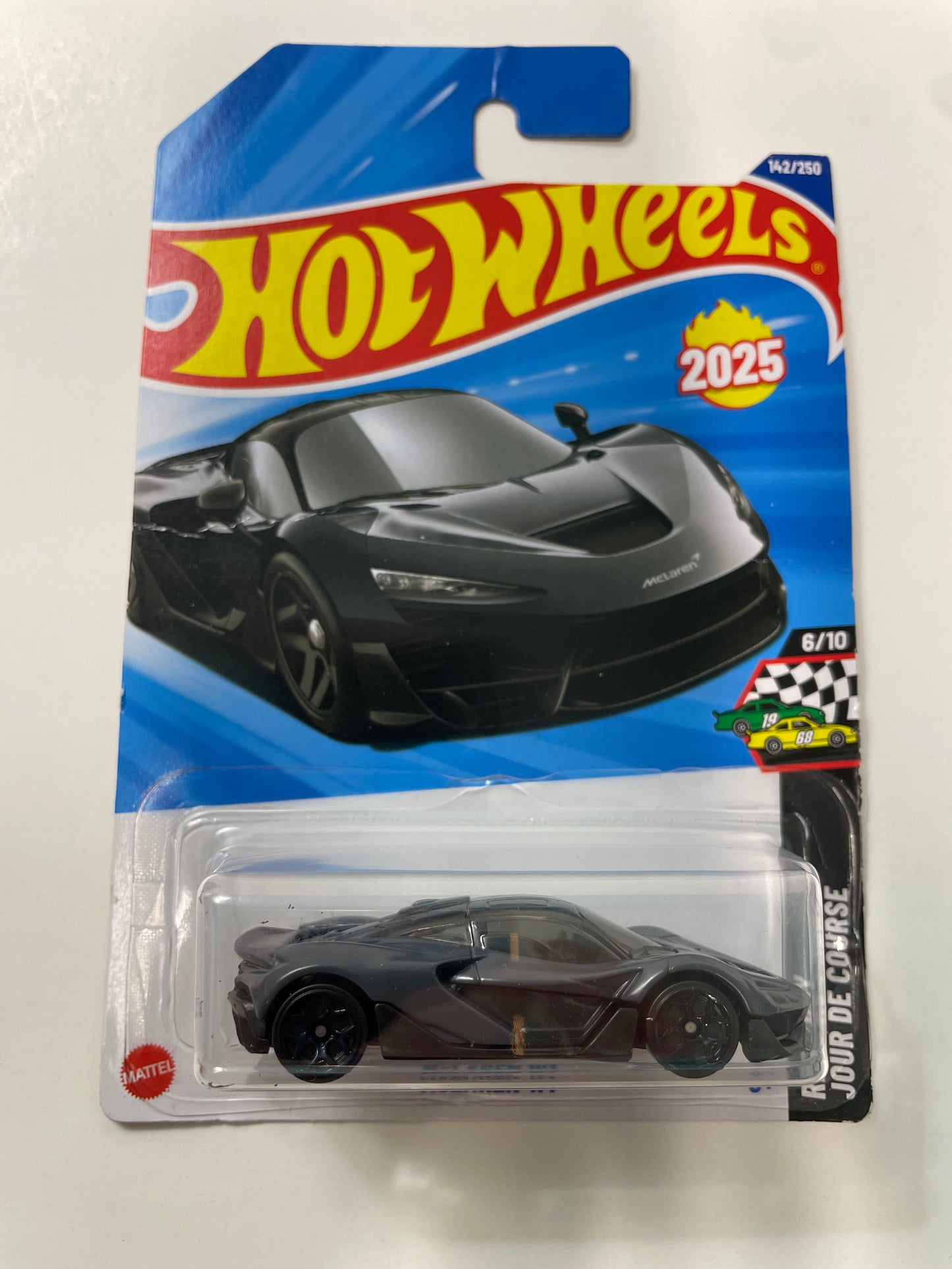 Hot Wheels 1/64 McLaren W1 Grey & Black - Damaged Box