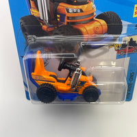 Hot Wheels 1/64 Treasure Hunt Grass Chomper Orange