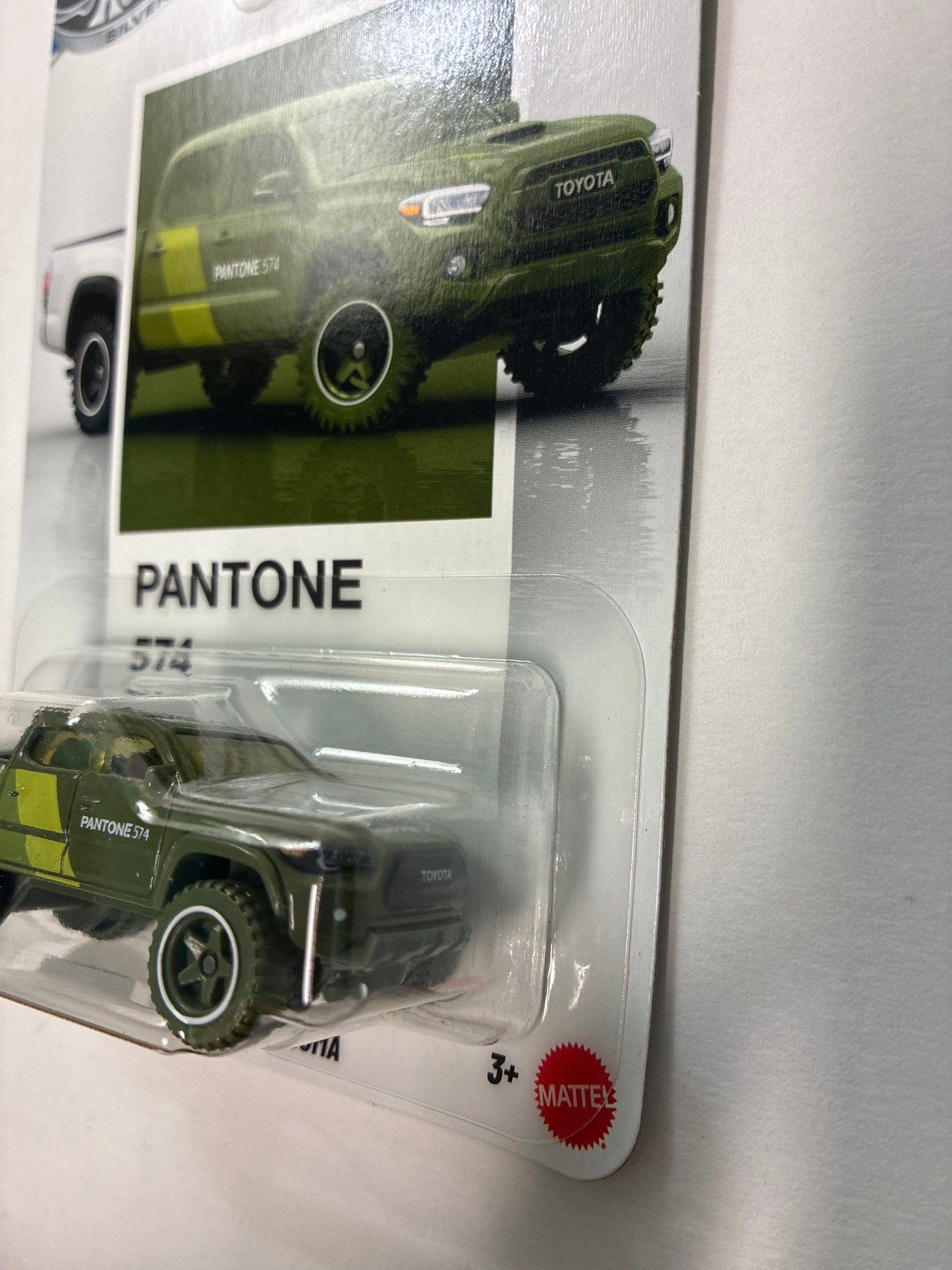 Hot Wheels 1/64 Silver Series Pantone #574 '20 Toyota Tacoma Green - JKY57