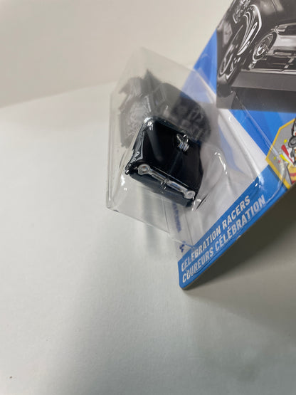 Hot Wheels 1/64 Custom/Personnalisé ‘56 Ford Truck/Camion Black & White