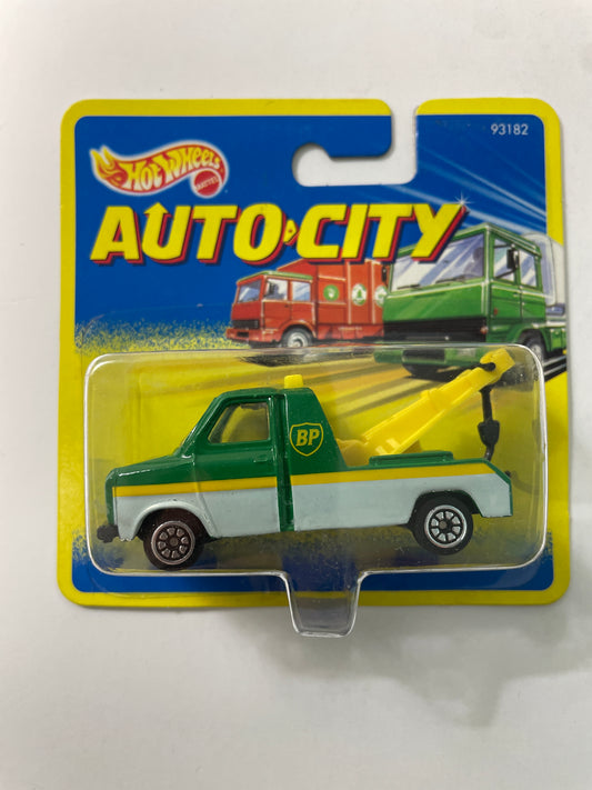 Hot Wheels 1/64 Auto City Ford Transit Wrecker Green - Damaged Box