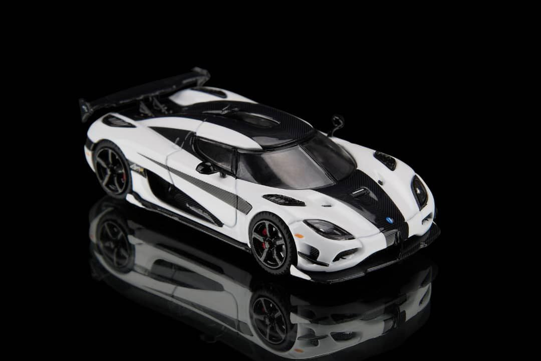 SmallCar Art 1/64 Koenigsegg Agera RS White
