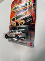 Matchbox 1/64 2016 Ford Interceptor Utility Police Emergency White - Damaged Card