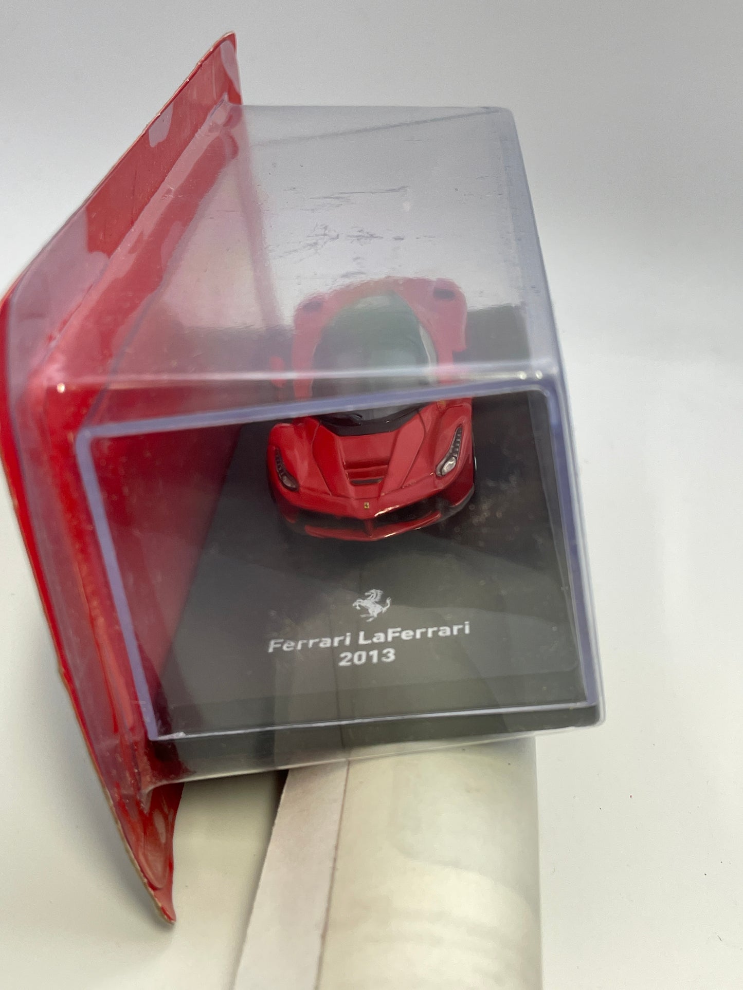 Centauria 1/64 Ferrari LaFerrari 2013 Red