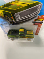 Hot Wheels 1/64 Super Treasure Hunt ‘69 Chevy Pickup Green