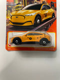 Matchbox 1/64 2021 Ford Mustang Mach-E Yellow