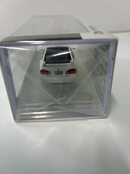 Inno64 1/64 Honda Civic Type-R FD2 White & Black - IN64-FD2-WHHKS