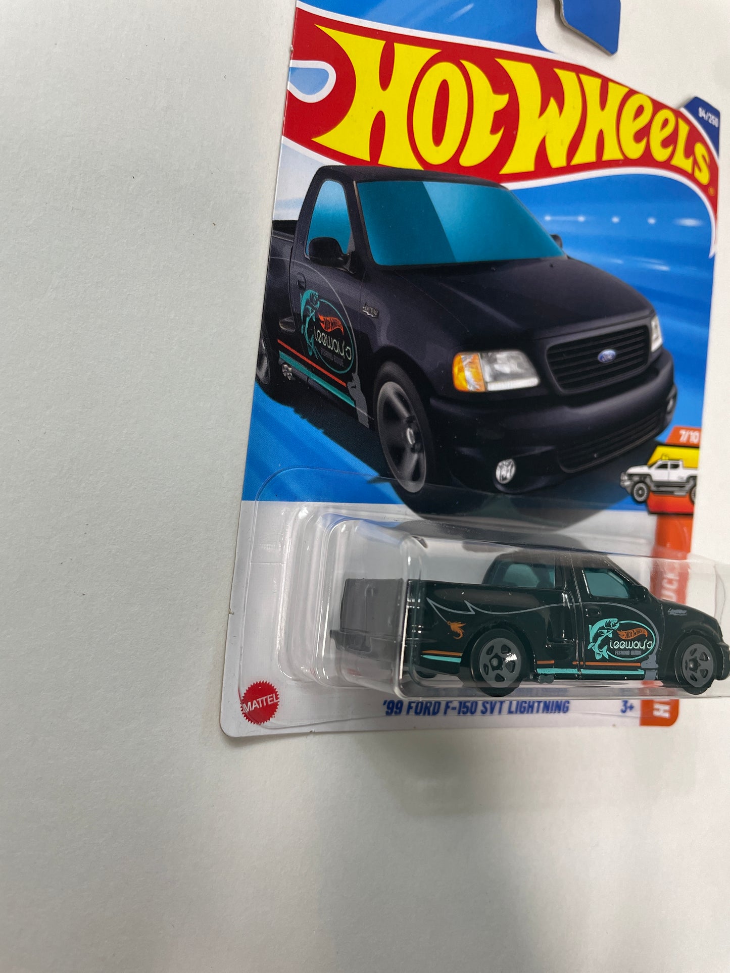 Hot Wheels 1/64 ‘99 Ford F-150 SVT Lightning Black - Damaged Box