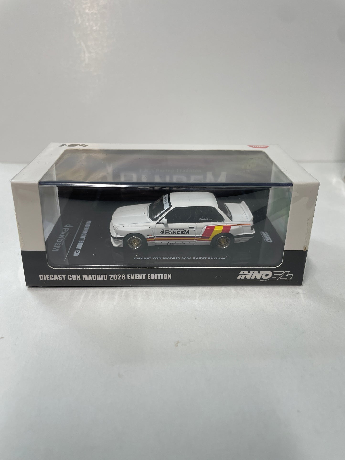 Inno64 1/64 Pandem Rocket Bunny BMW E30 Diecast Con Madrid 2026 Event Edition Matt White - IN64-E30P-DCM