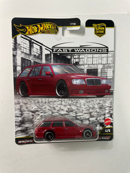 Hot Wheels 1/64 Car Culture Fast Wagons Set of 5 (FPY86-961J)