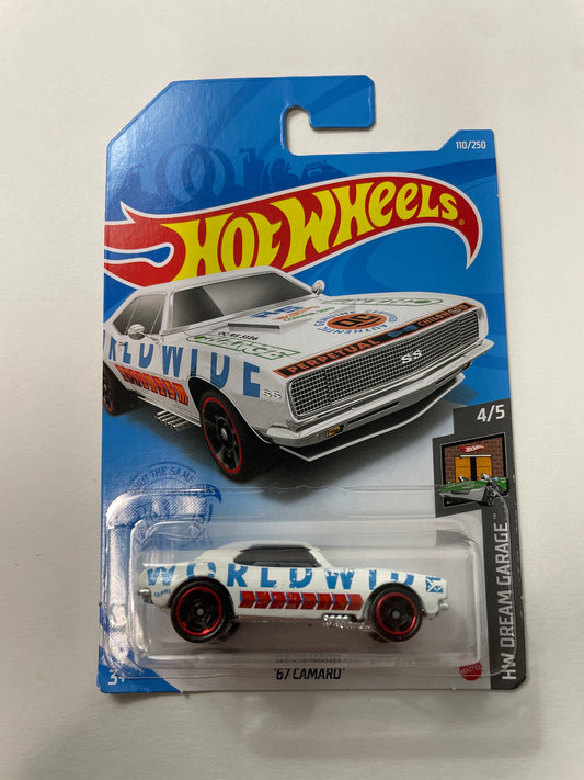 Hot Wheels 1/64 ‘67 Chevrolet Camaro White - Damaged Box
