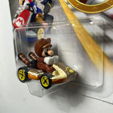 Hot Wheels Mario Kart Tanooki Mario w/ Standard Kart