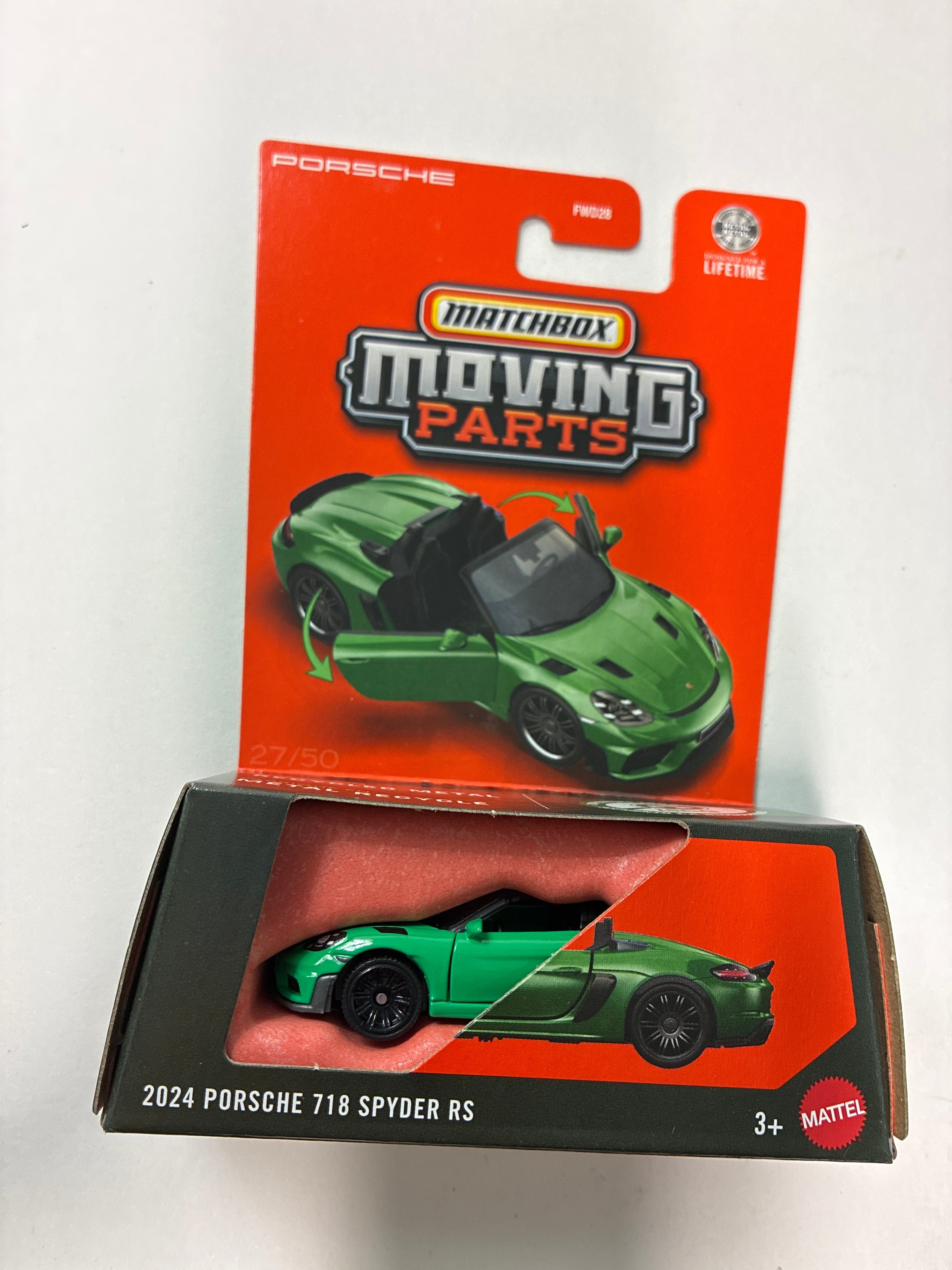 Matchbox 1/64 Moving Parts 2024 Porsche 718 Spyder RS Green