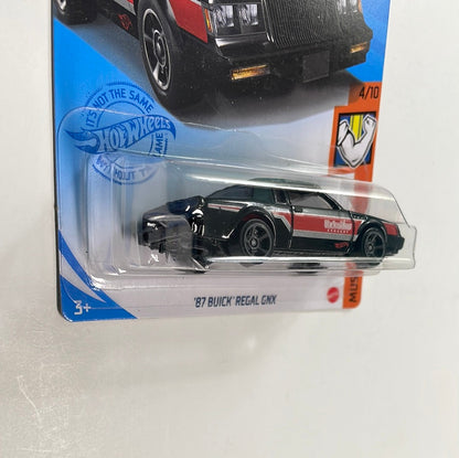 Hot Wheels 1/64 Kroger Exclusive ‘87 Buick Regal GNX Black - Damaged Box