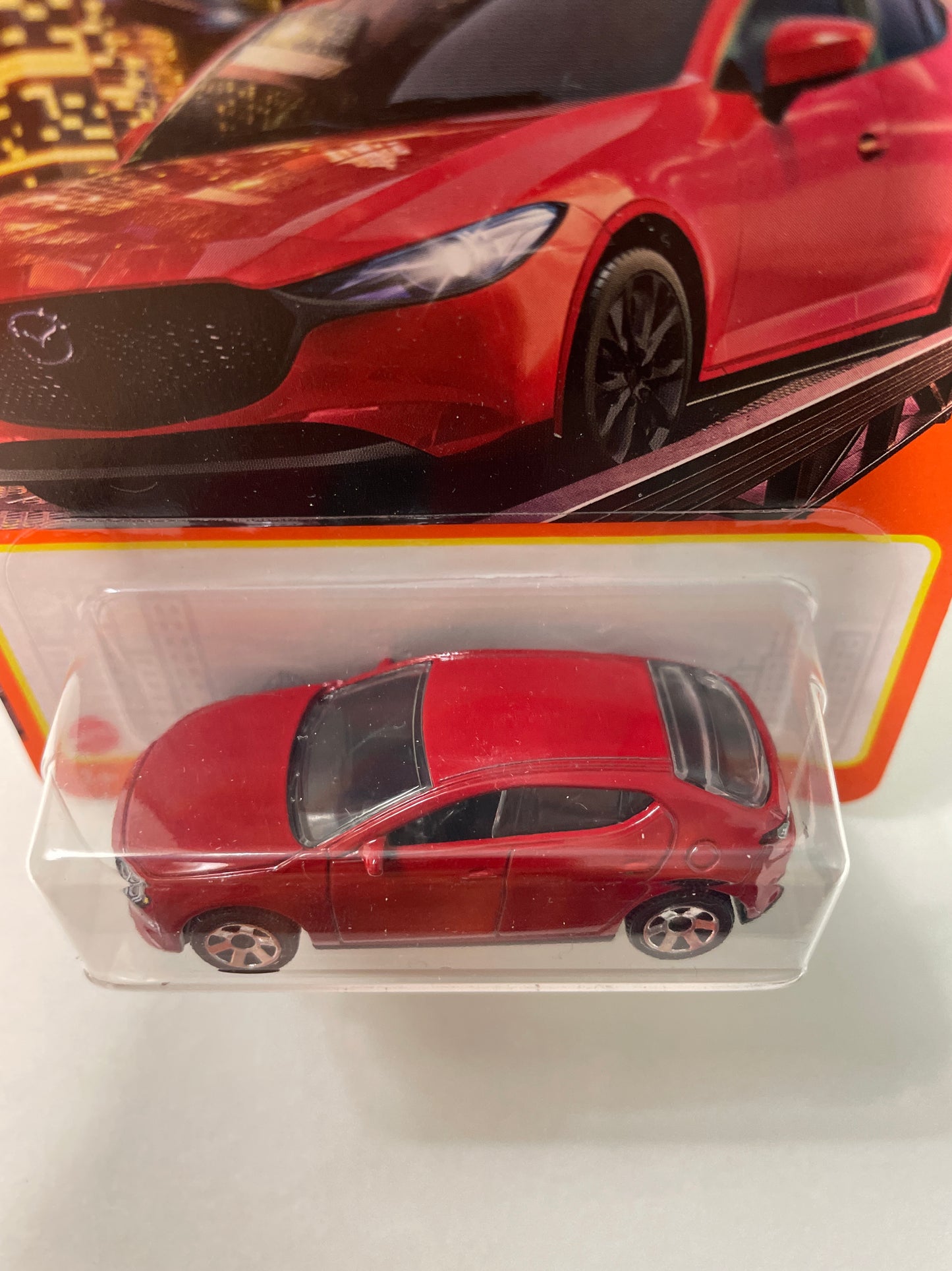 Matchbox 1/64 2019 Mazda 3 Red