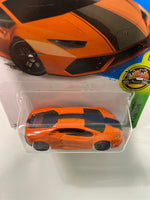 Hot Wheels 1/64 Lamborghini Huracan LP610-4 Orange (U.S Card)