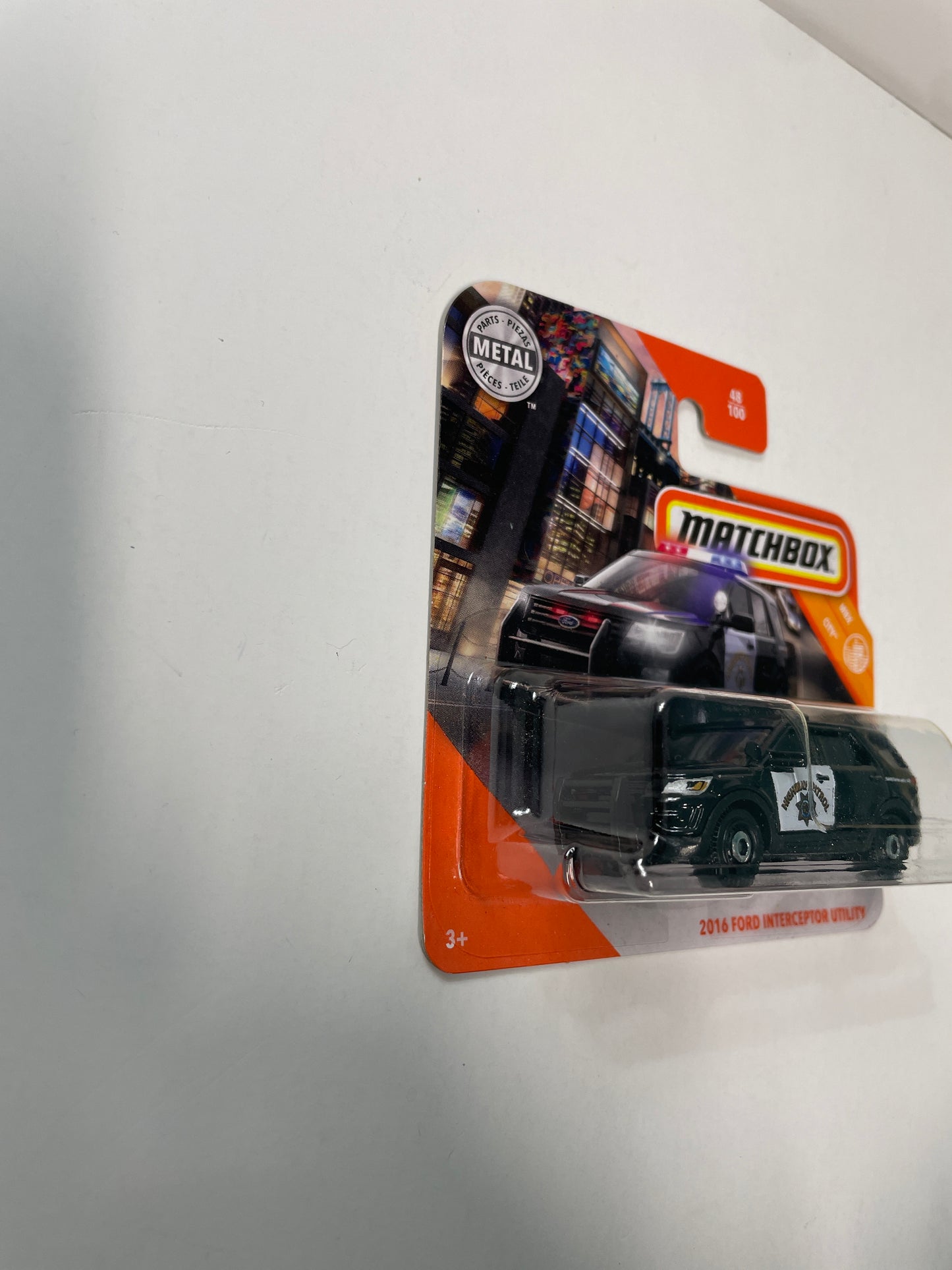 Matchbox 1/64 2016 Ford Interceptor Utility Short Card Black