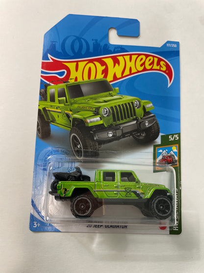 Hot Wheels 1/64 ‘20 Jeep Gladiator Green - Damaged Box