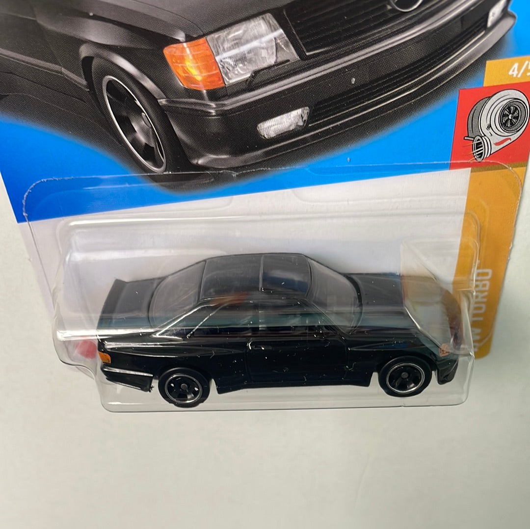Hot Wheels 1/64 '89 Mercedes-Benz 560 SEC AMG Black - Damaged Box