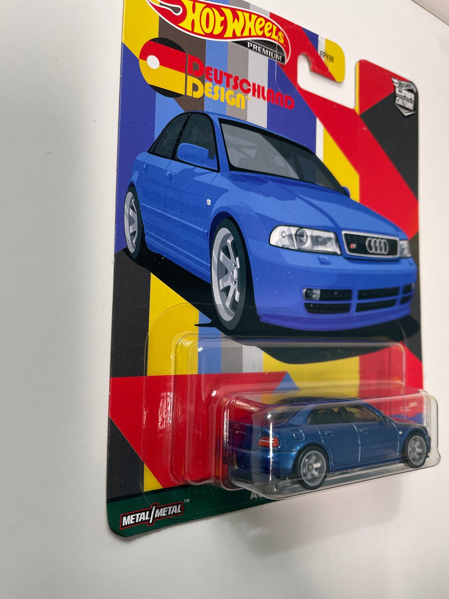 Hot Wheels 1/64 Boulevard Deutschland Design Audi S4 Quattro Blue - Damaged Card