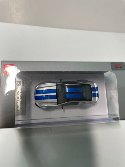 DCM 1/64 Ford Mustang GT 2014 Silver & Blue