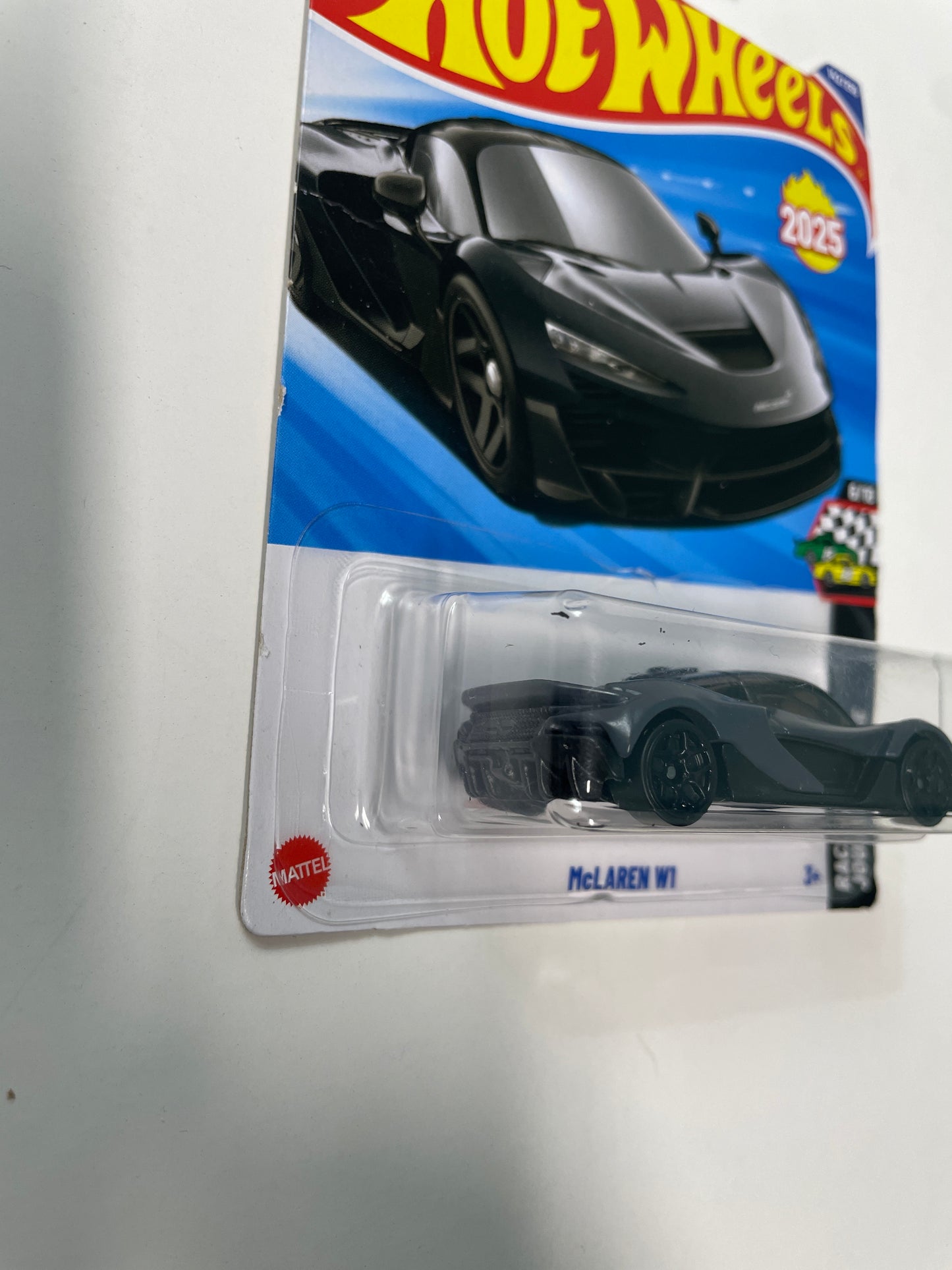 Hot Wheels 1/64 McLaren W1 Grey & Black - Damaged Box