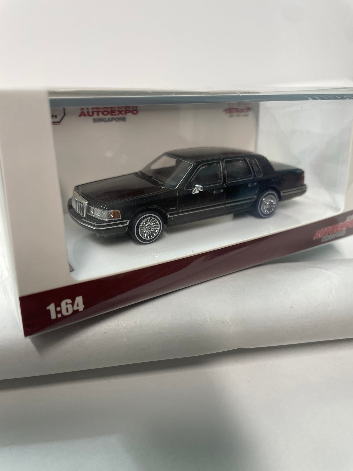 MK Miniatures 1/64 2025 Auto Expo Singapore Lincoln Town Car Black