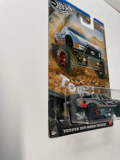 Hot Wheels 1/64 Toyota Silver Series Toyota Off-Road Truck Silver - JCB75 - Damaged Box