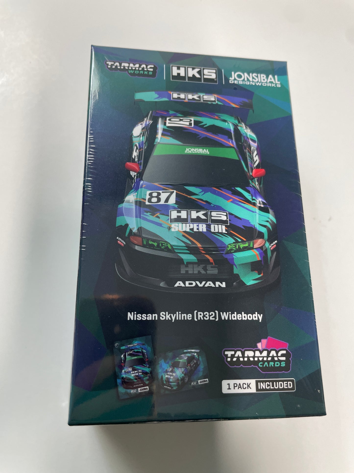 Tarmac Works 1/64 Nissan Skyline (R32) Widebody HKS with Tarmac Cards Combo Set - Designed by Jon Sibal Black & Green - GLOBAL64 - T64G-061-HKS