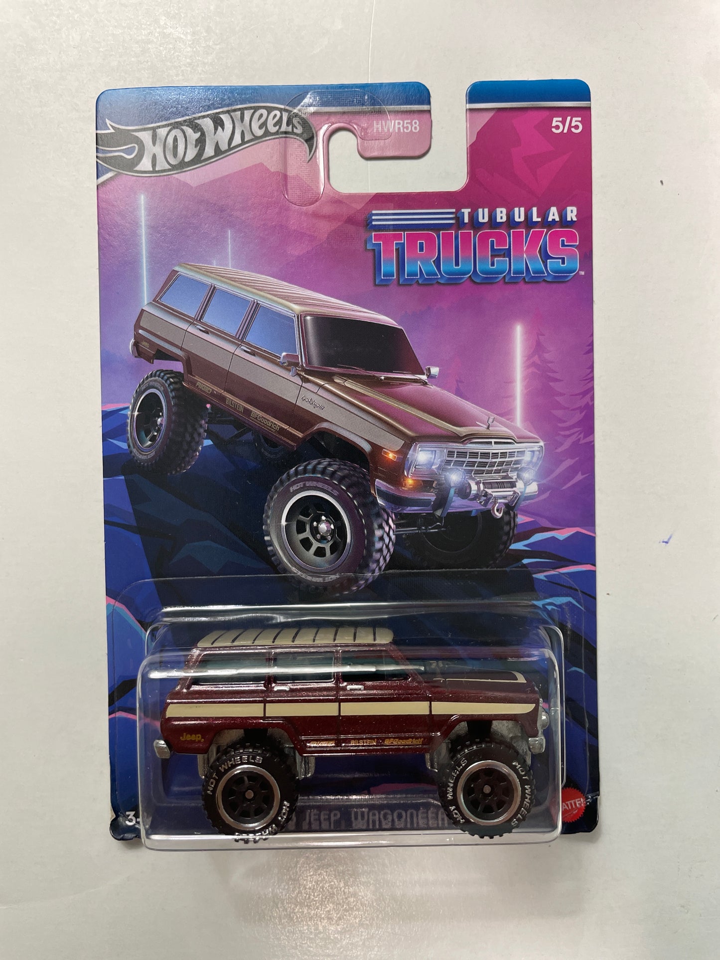 Hot Wheels 1/64 Tubular Trucks 1988 Jeep Wagoneer Red - Damaged Card