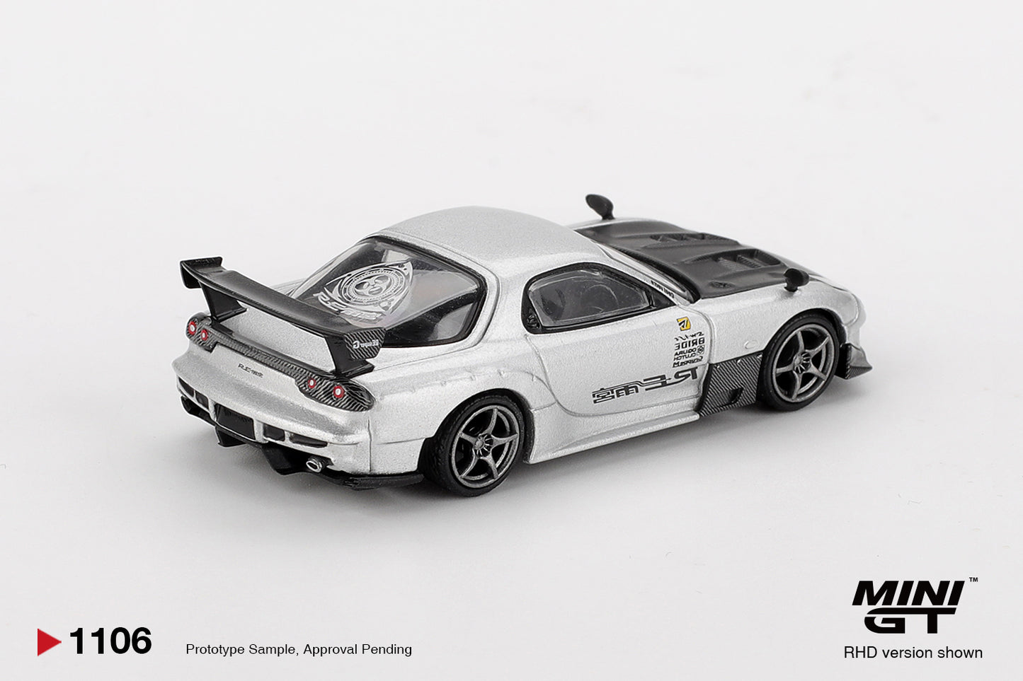 Mini GT 1/64 Mazda RX-7 RE-Amemiya Silver Metallic - MGT01106