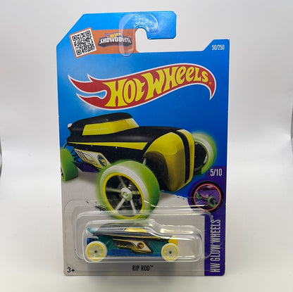 Hot Wheels 1/64 Treasure Hunt Rip Rod Black & Blue