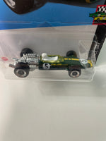 Hot Wheels 1/64 ‘67 Lotus Type 49 Green