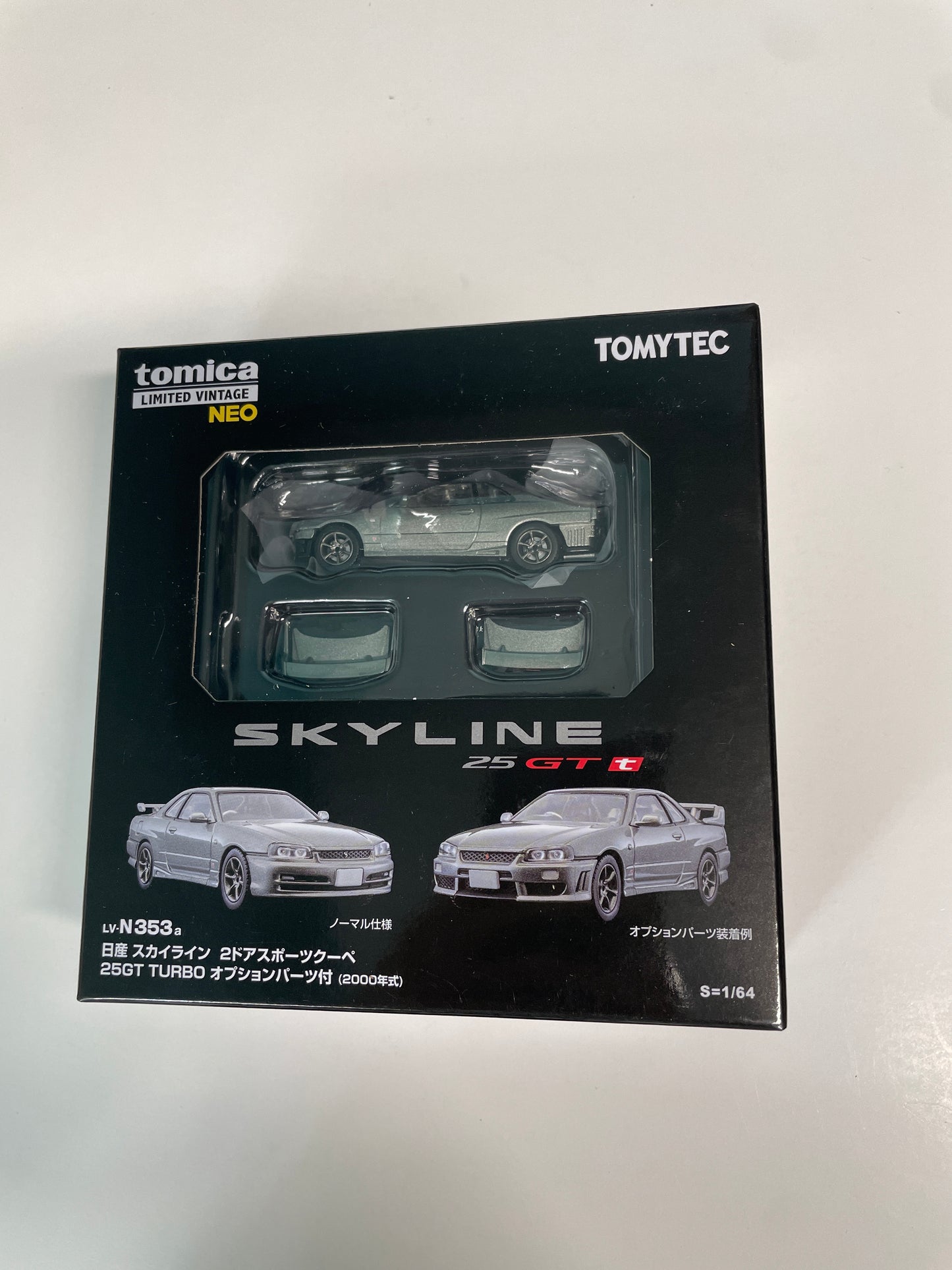 Tomica Limited Vintage Neo 1/64 LV-N353a Nissan Skyline 2Door Sports Coupe 25GT Turbo 2000 w/ Optional Parts Silver