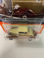 Matchbox 1/64 1934 Chevy Master Coupe Beige