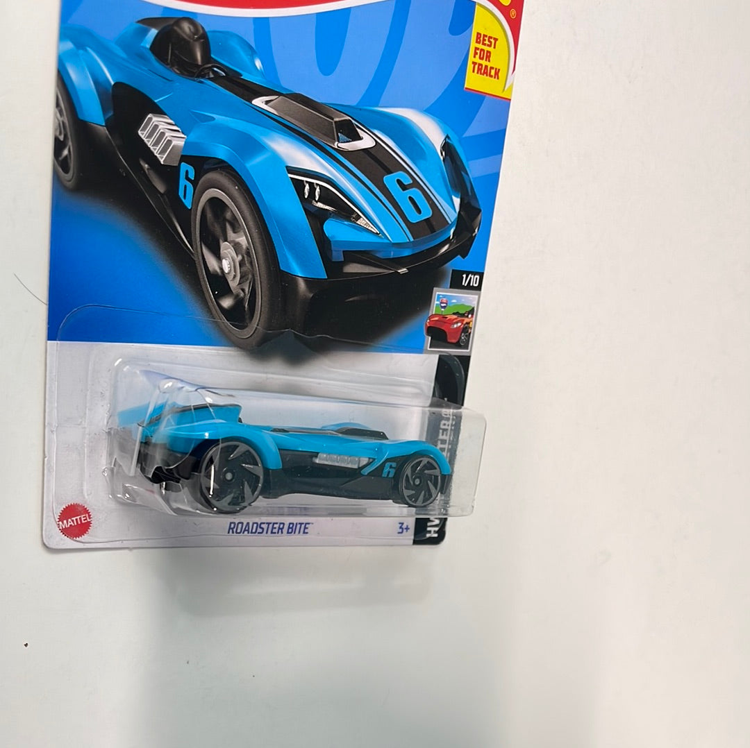 Hot Wheels 1/64 Roadster Bite Blue - Damaged Card