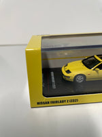 *Damaged Box* Inno64 1/64 Nissan Fairlady Z (Z32) Yellow Pearlglow w/ Extra Wheels (Open Box)