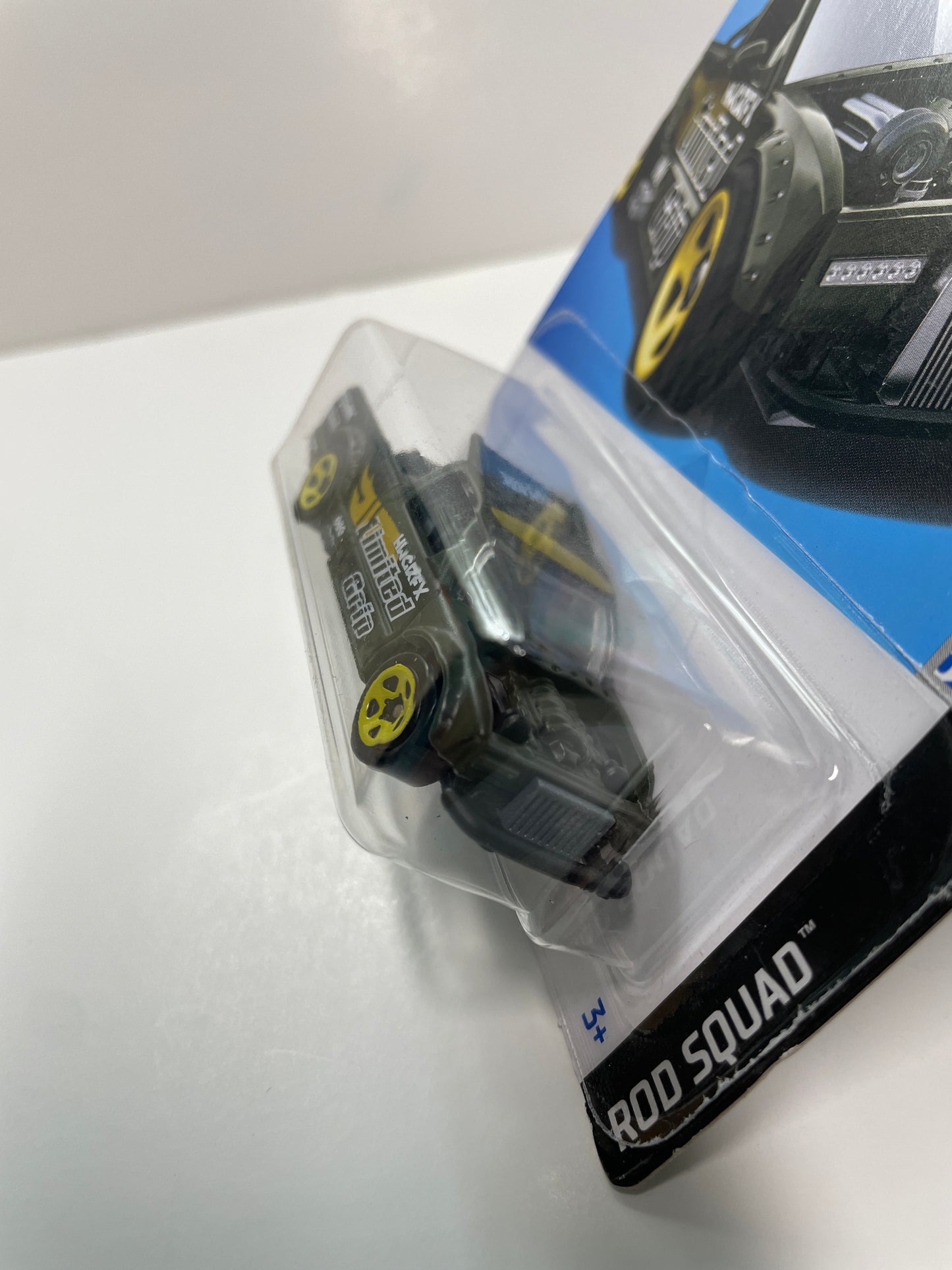 Hot Wheels 1/64 Limited Grip Green