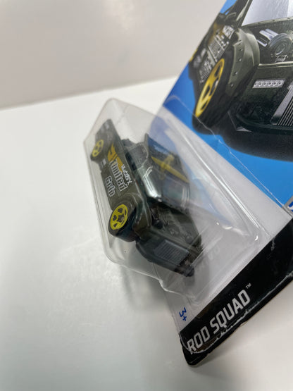 Hot Wheels 1/64 Limited Grip Green